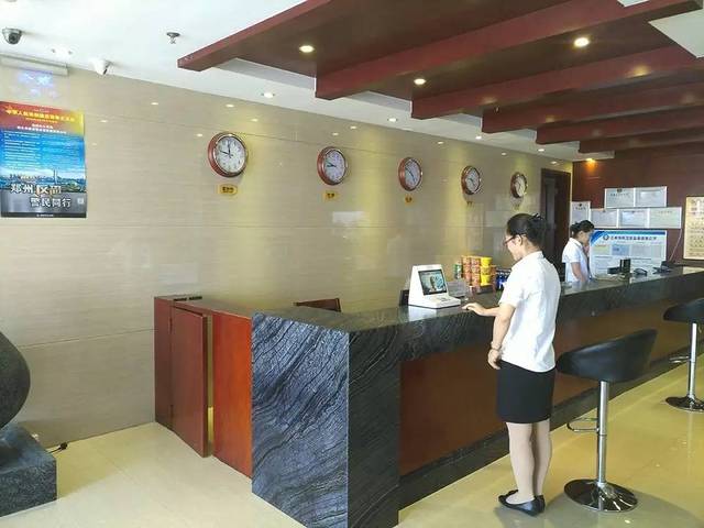 把好酒店安全入住第一關(guān) 河南多家酒店引入賓館旅客人臉識別系統(tǒng)